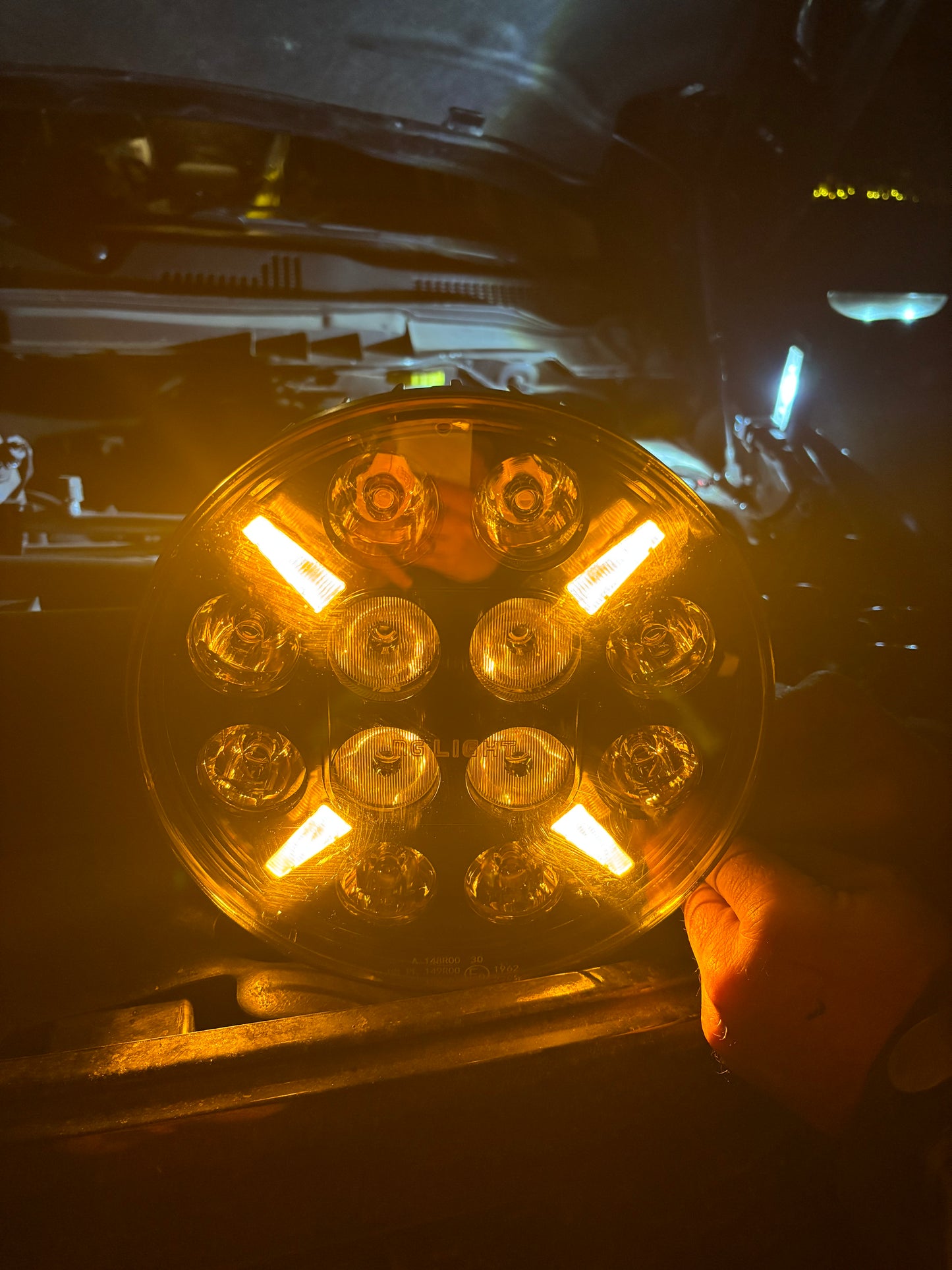 MG LIGHT 9” - 120W